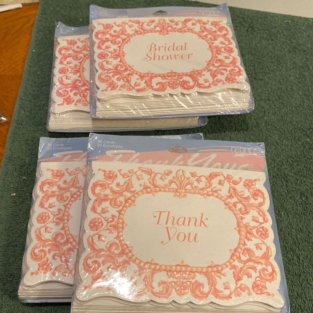 NWT 40 bridal shower invitations and 40 matching thank you cards